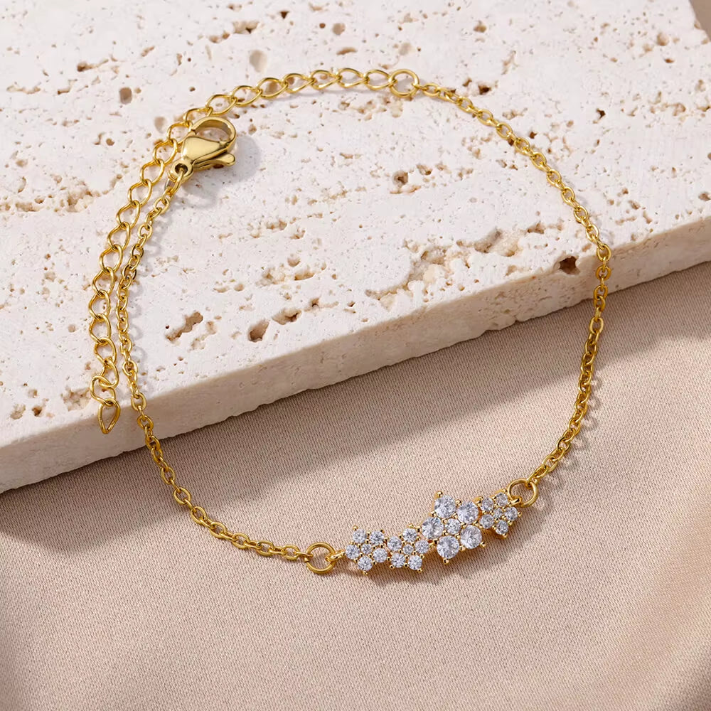 Crystal Zircon Star Bracelets for Women Fashion Gold Plated Stainless Steel Star Bracelet Party Wedding Aesthetic Jewelry Gift