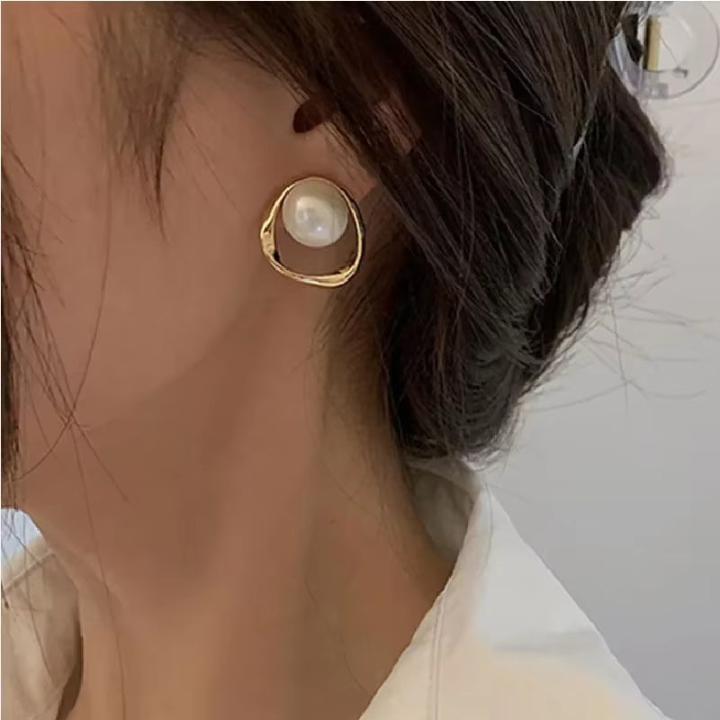 Imitation Pearl Earring for Women Gold Color round Stud Earrings Korean Delicate Irregular Design Unusual 2023 Fashion Jewelry