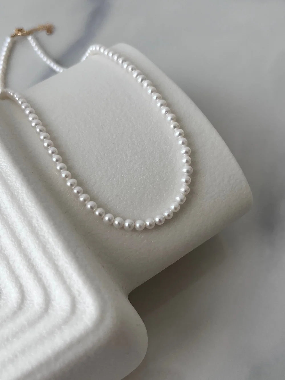 White Pearl Necklace – Lunéa Elegant Charm